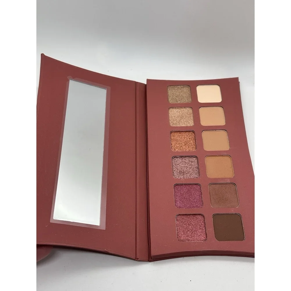 Illamasqua -‎ Unveiled - Artistry Eyeshadow Palette - $50 - Brand New!